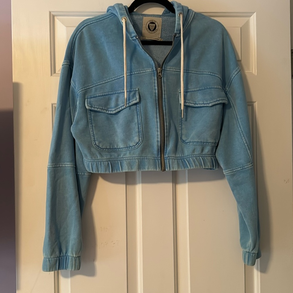 Urban Outfitters/ Cropped Hoodie Sweatshirt / Size S